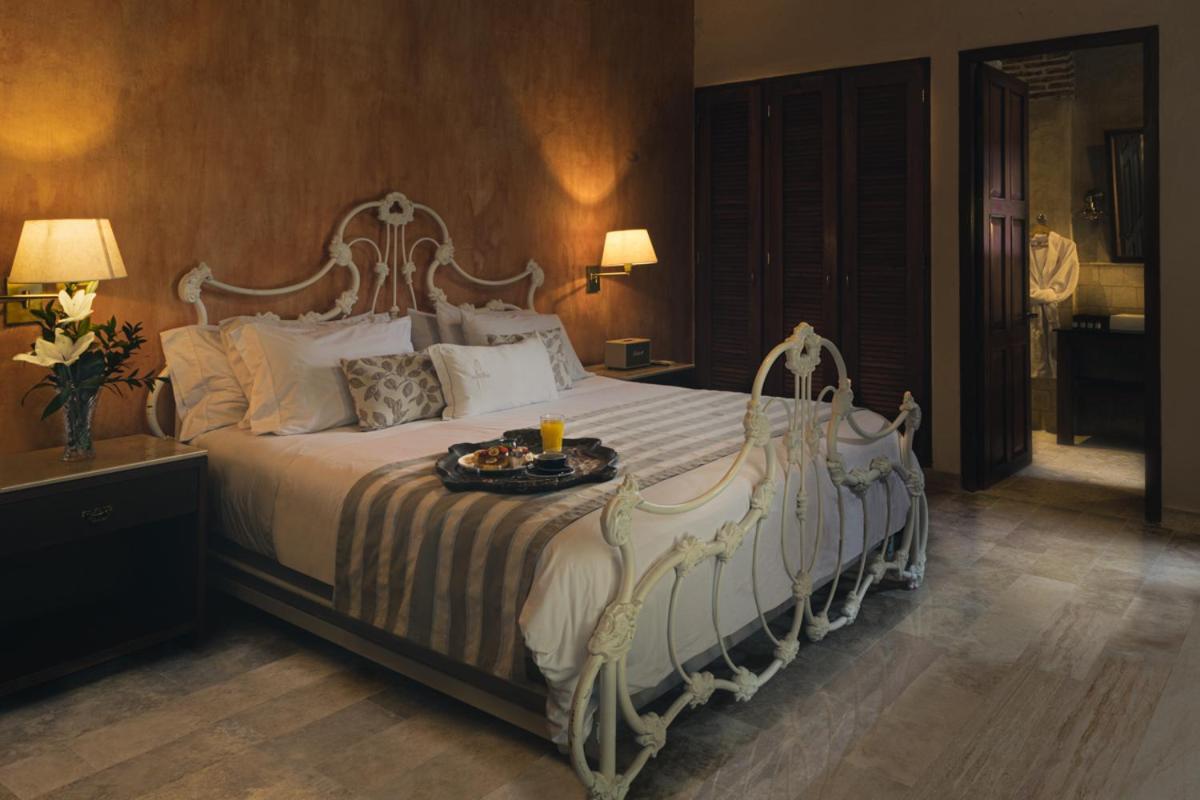 Hotel Boutique Casa Del Arzobispado Cartagena Bagian luar foto