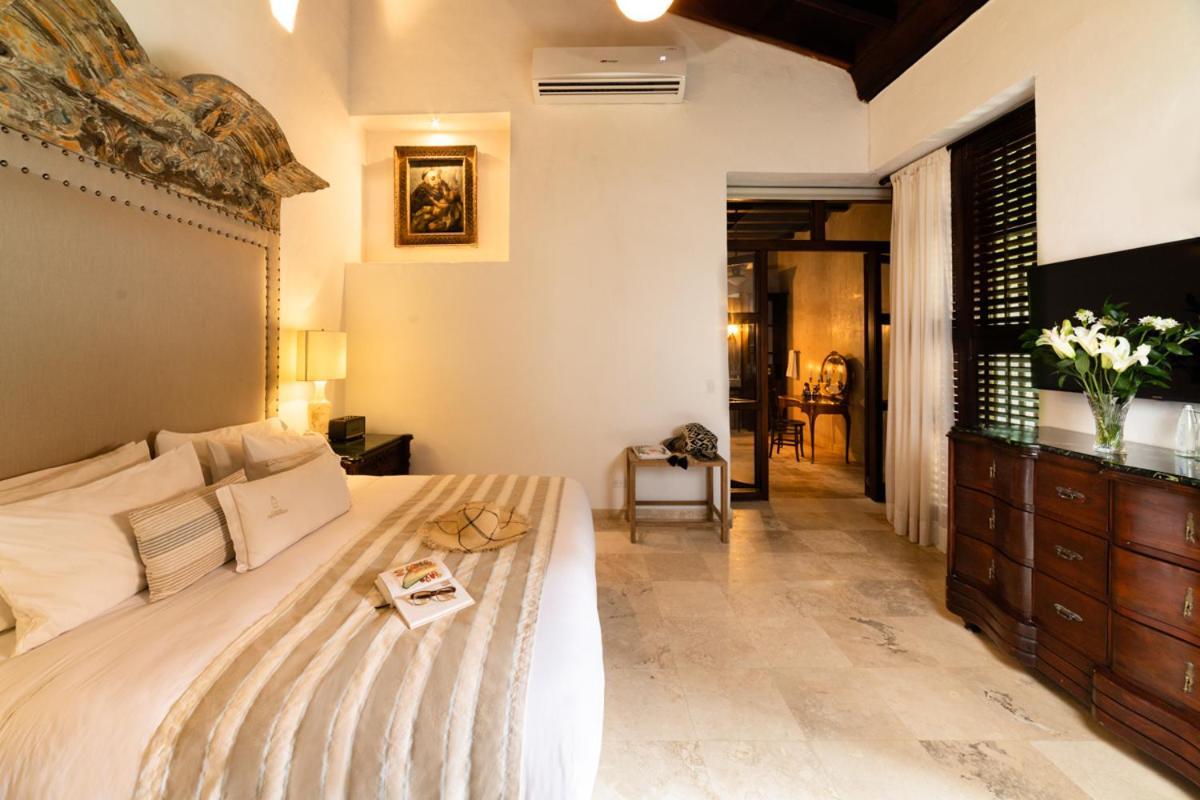 Hotel Boutique Casa Del Arzobispado Cartagena Bagian luar foto