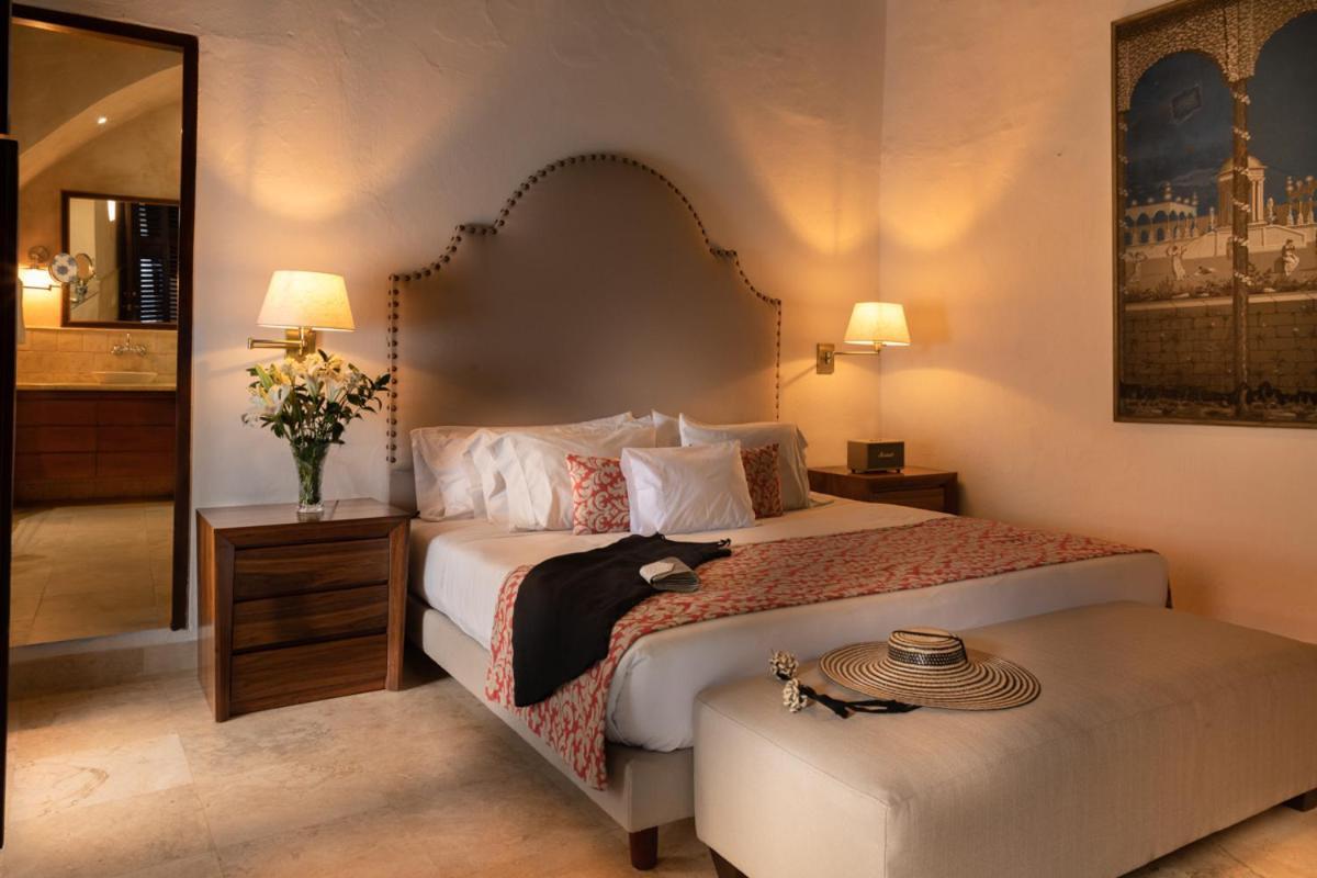 Hotel Boutique Casa Del Arzobispado Cartagena Bagian luar foto